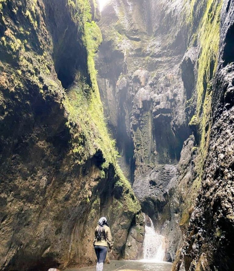 Aguas termales y manantiales – Tungurahua